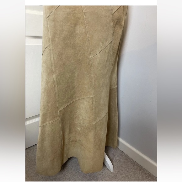 Genuine suede Size 12 skirt lined panelled sections Camel Tan Midi Y2K 00s 90s - Picture 3 of 12